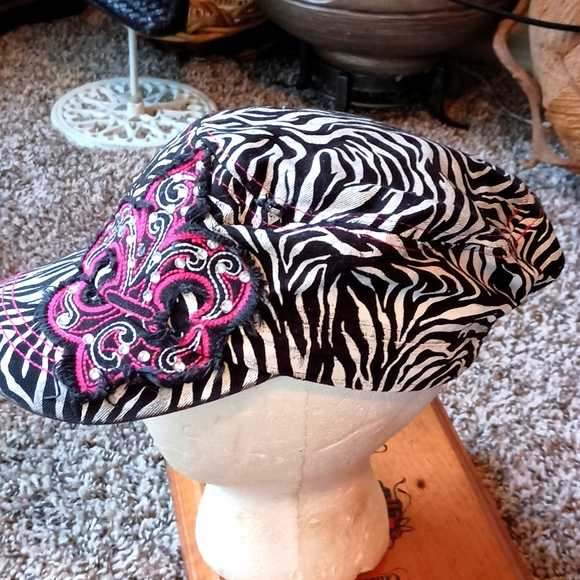 L.O.G.R. Accessories 0 Cotton Vietnamese Fashion Cap With